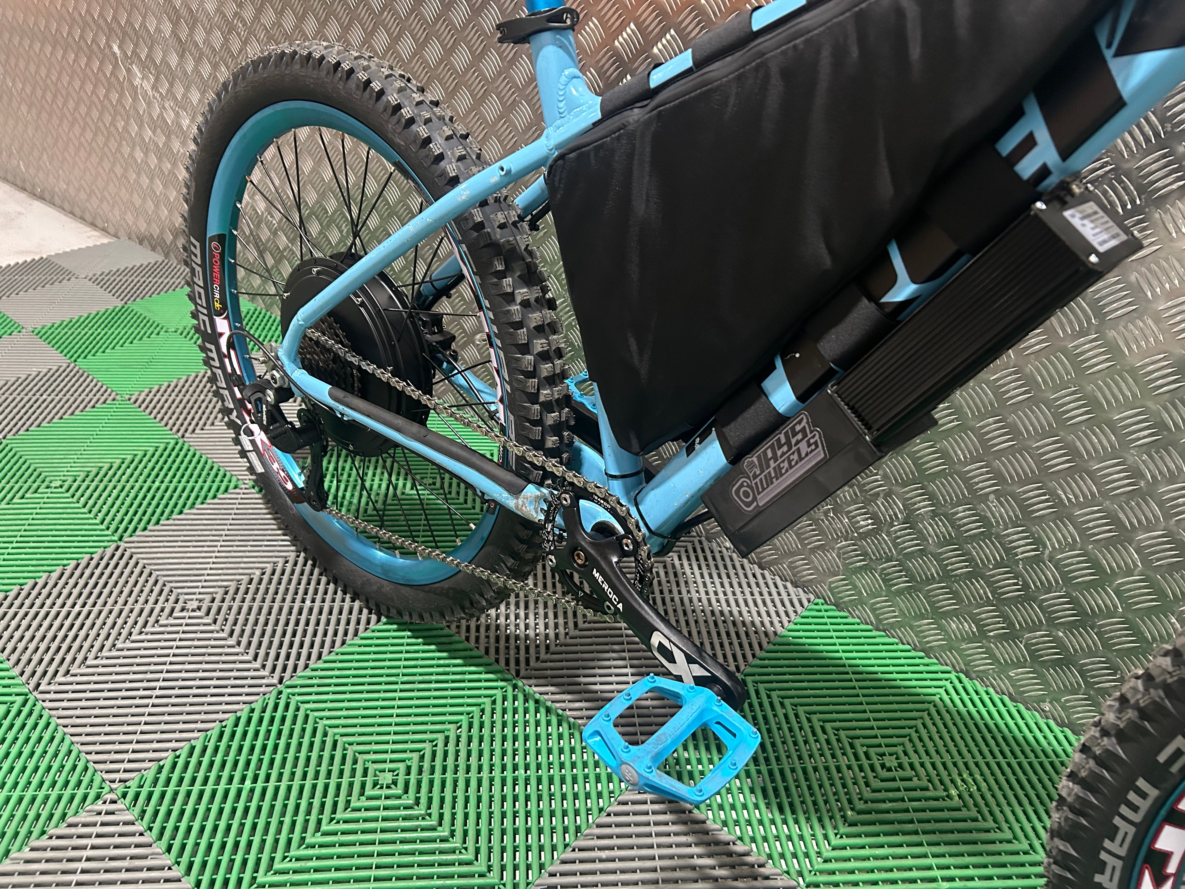Trek marlin 5 2000w 52v electric e bike