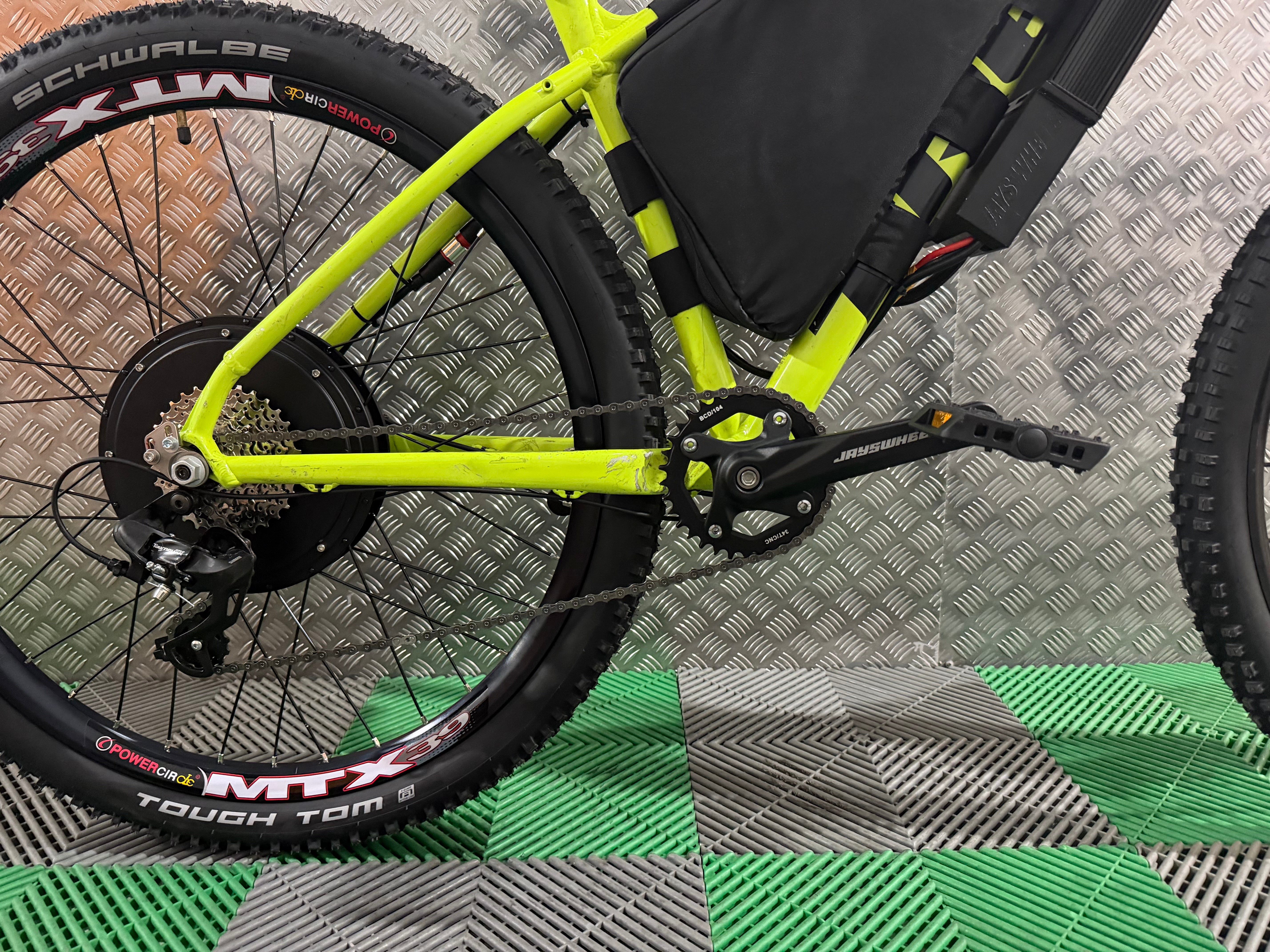 Trek marlin 5 2000w 52v electric e bike