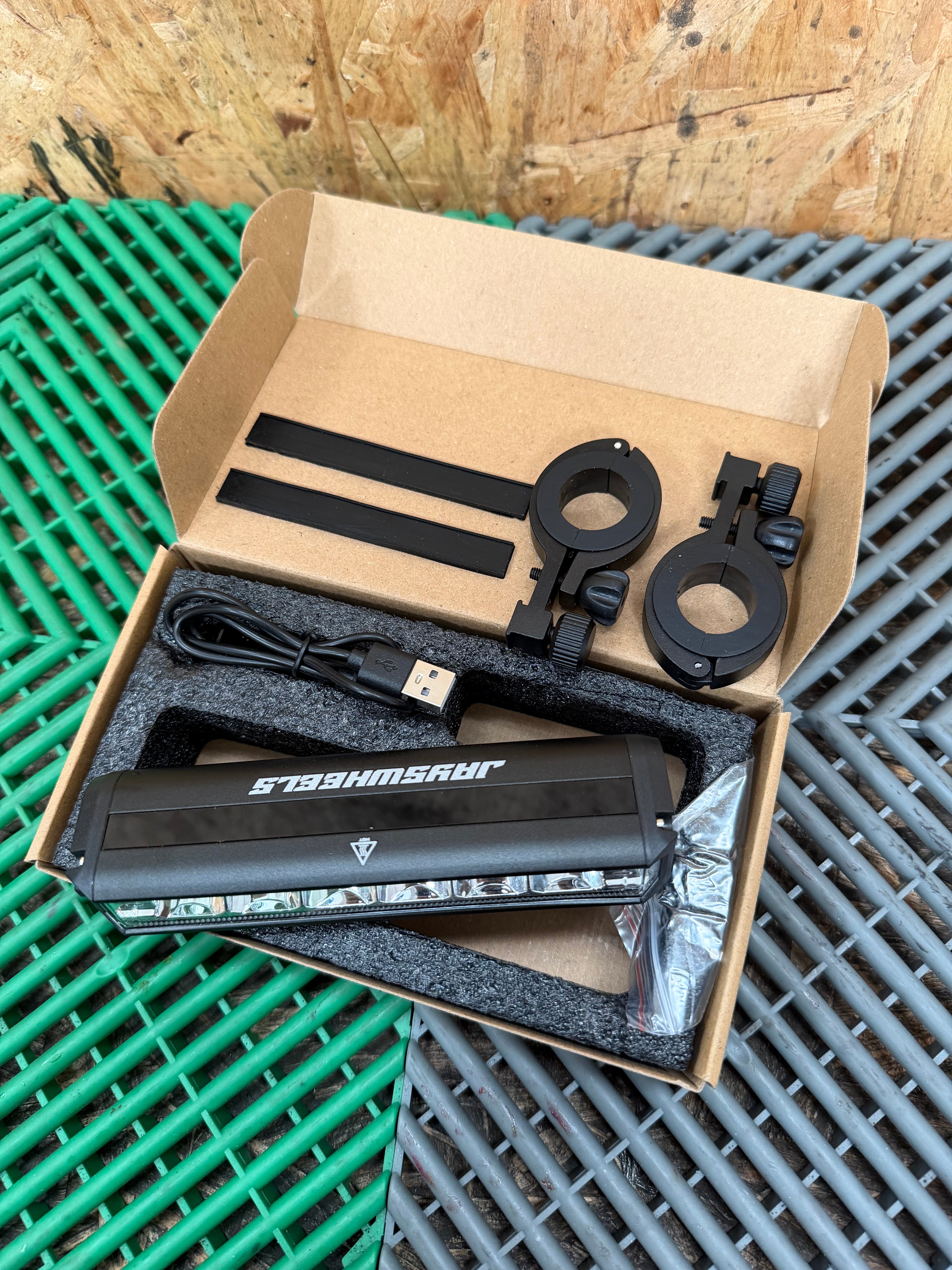 Light bar front headlight 2800 lumens