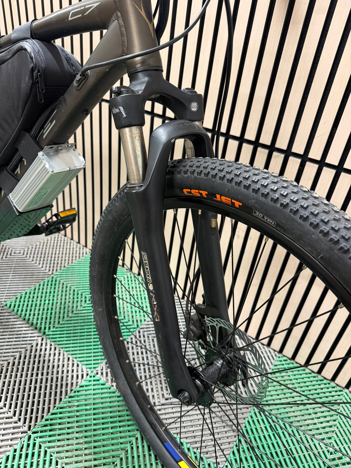 Whyte 52v 28ah 1000w electric e bike