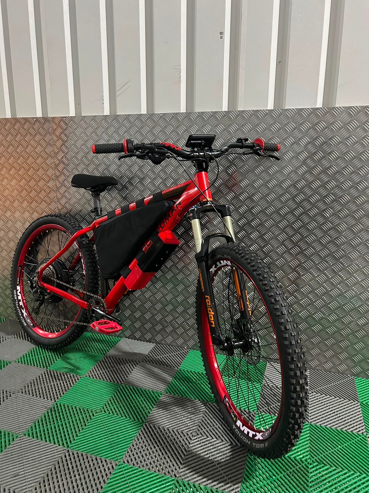 Boardman MHT 8.6 2000w 52v electric bike
