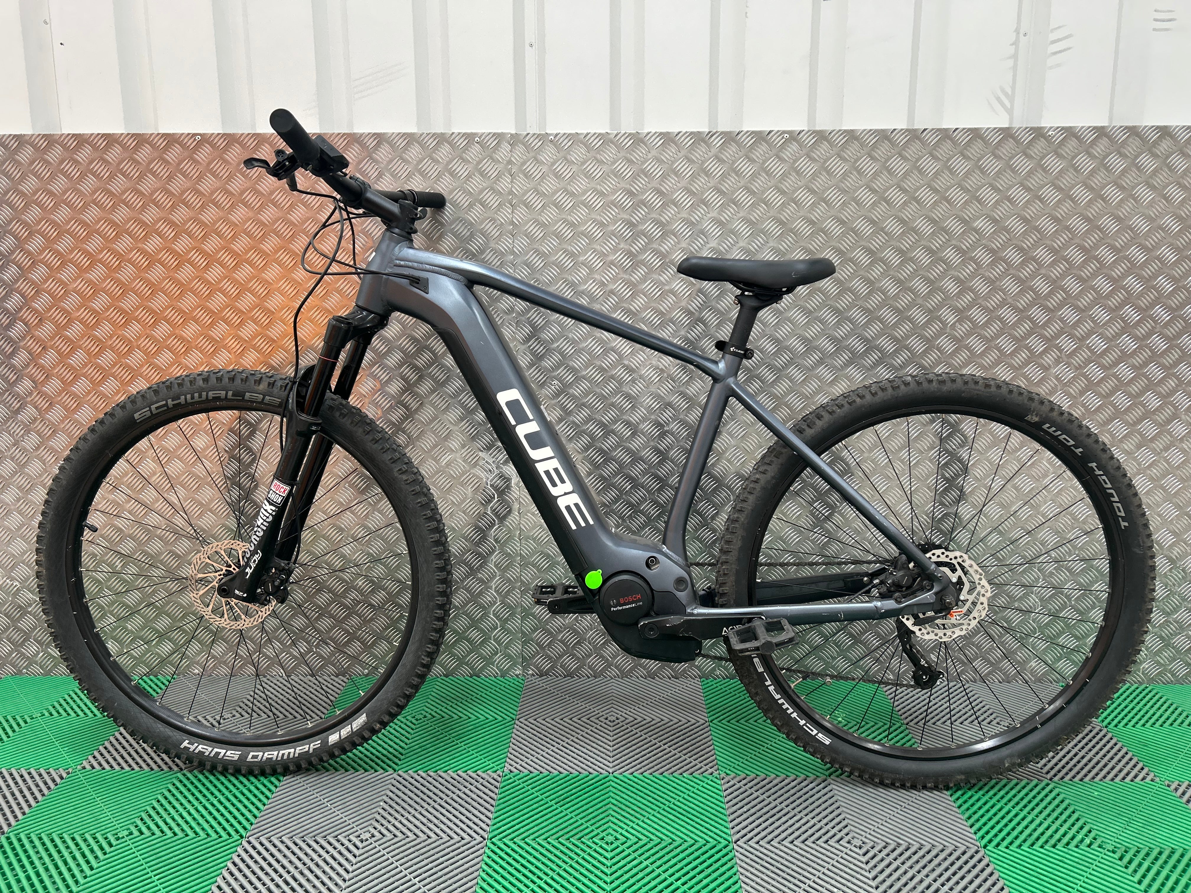 Cube reaction PFM pedal assist Bosch electric mountain bike
