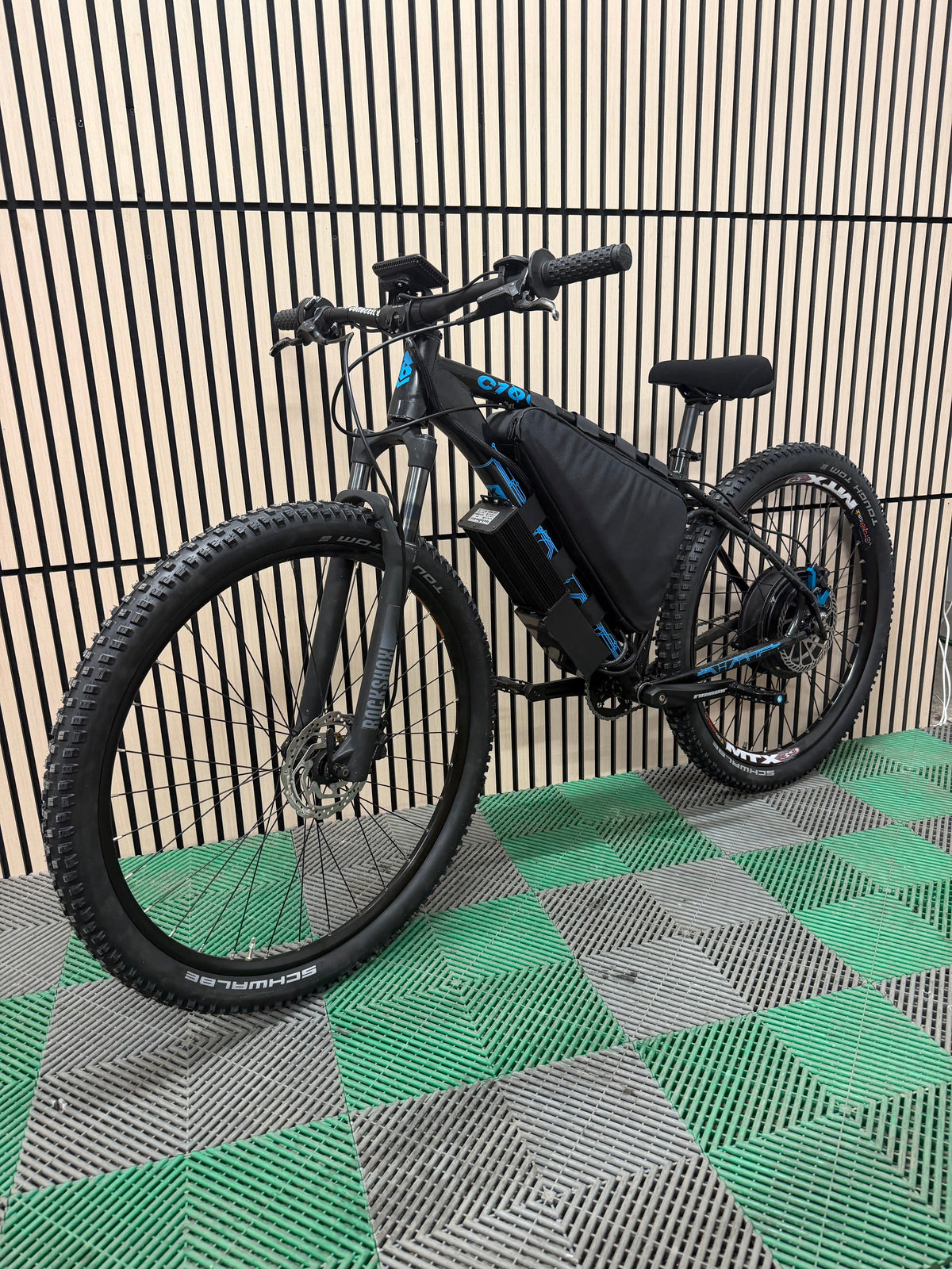 C100 4.5KW 72V electric e bike