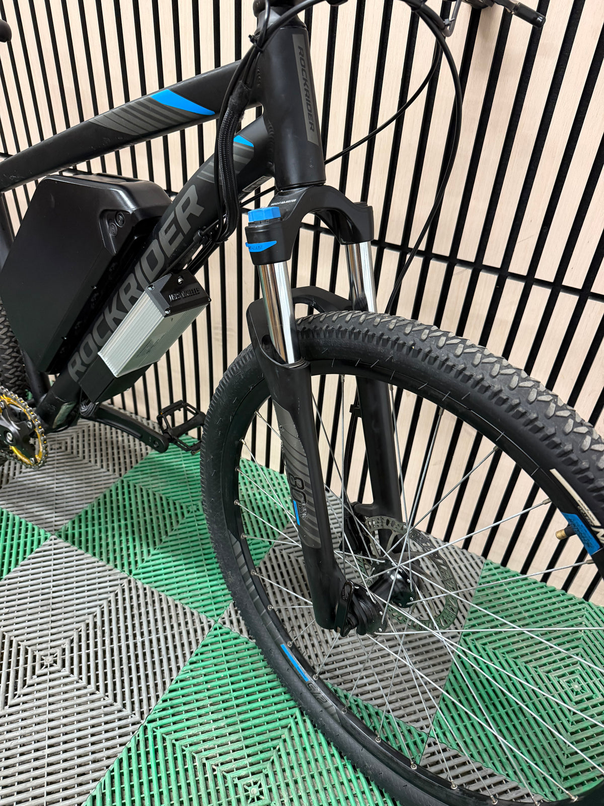 *USED* Rockrider ST520 48v 1000w electric e bike