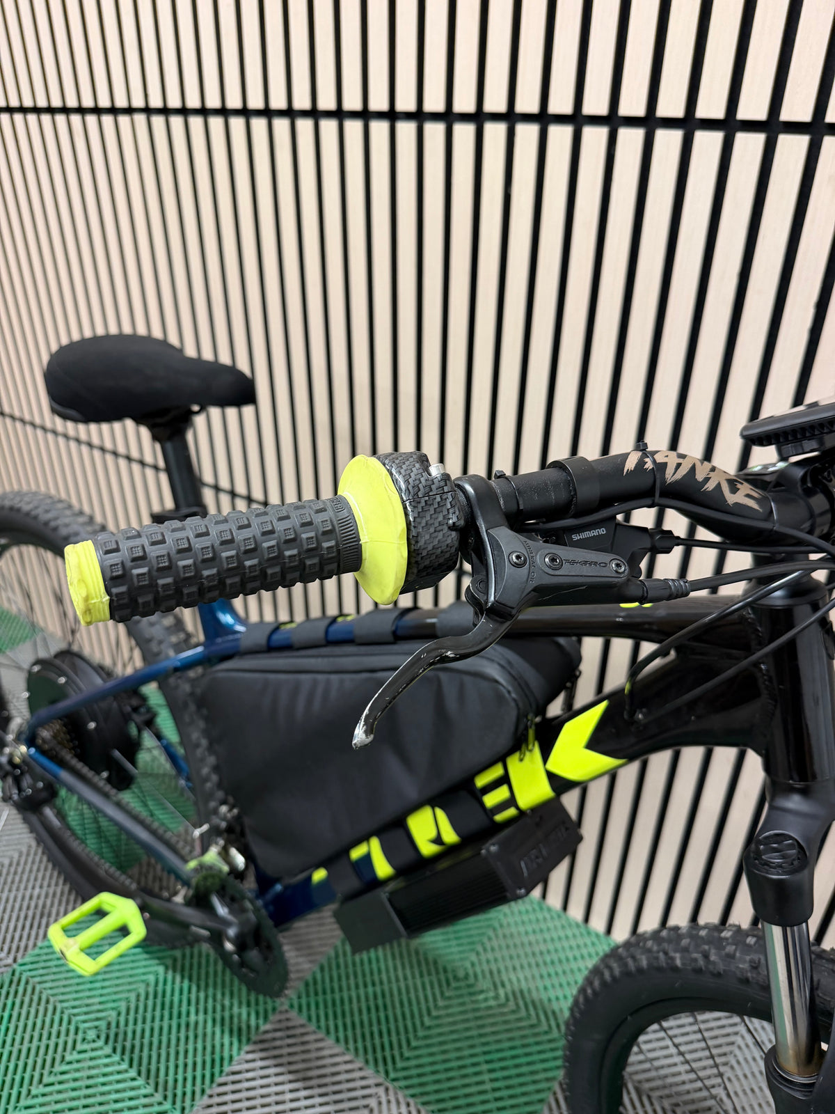 Trek marlin 5 52v 2000w electric e bike