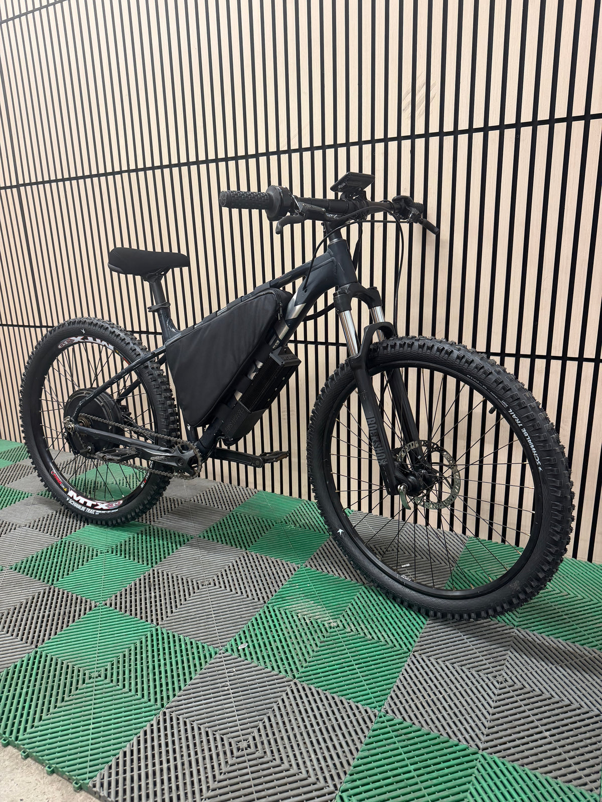 *USED* trek marlin 7 48v 2000w electric e bike