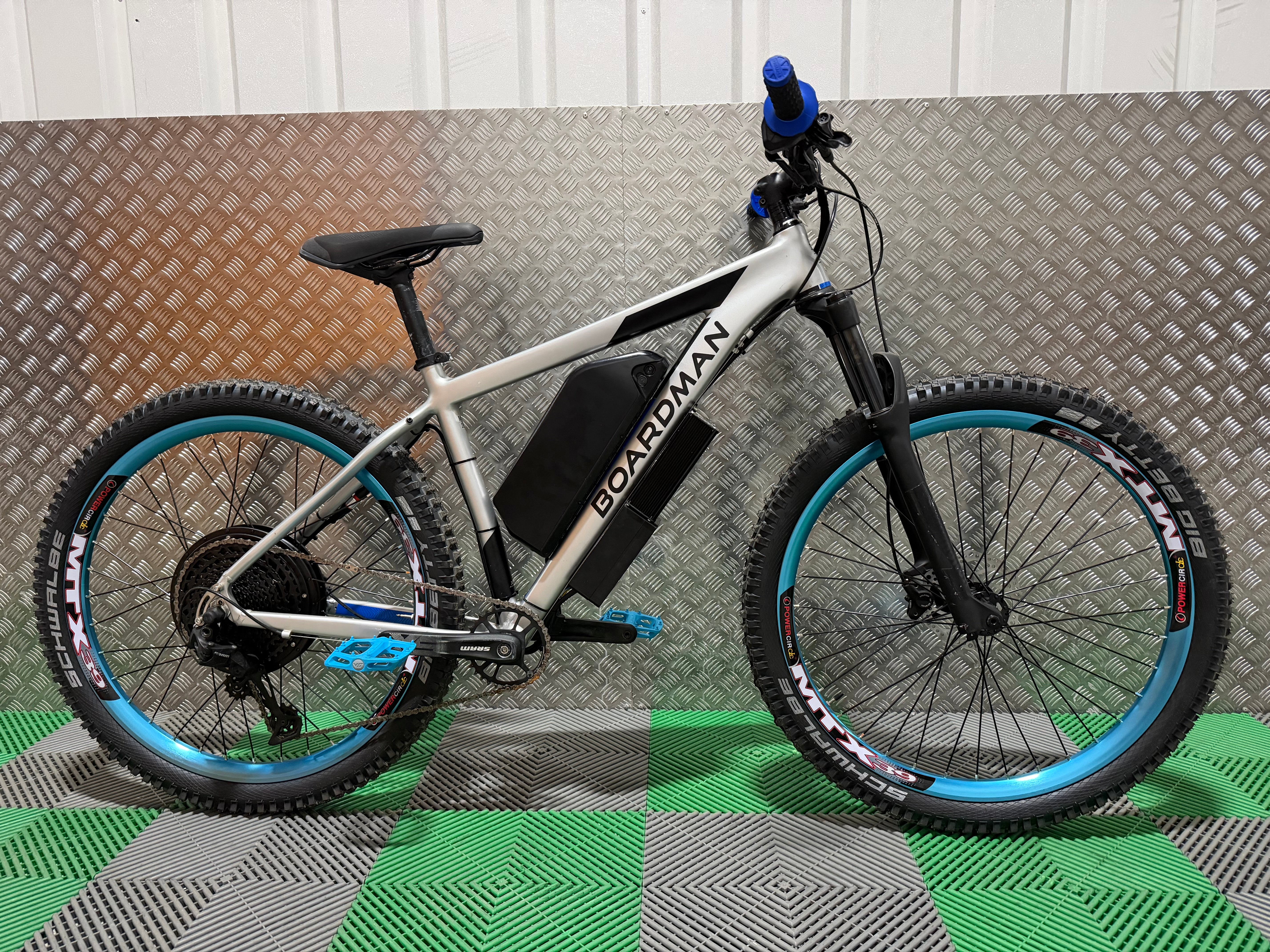 Boardman MHT 2000w 52v electric e bike