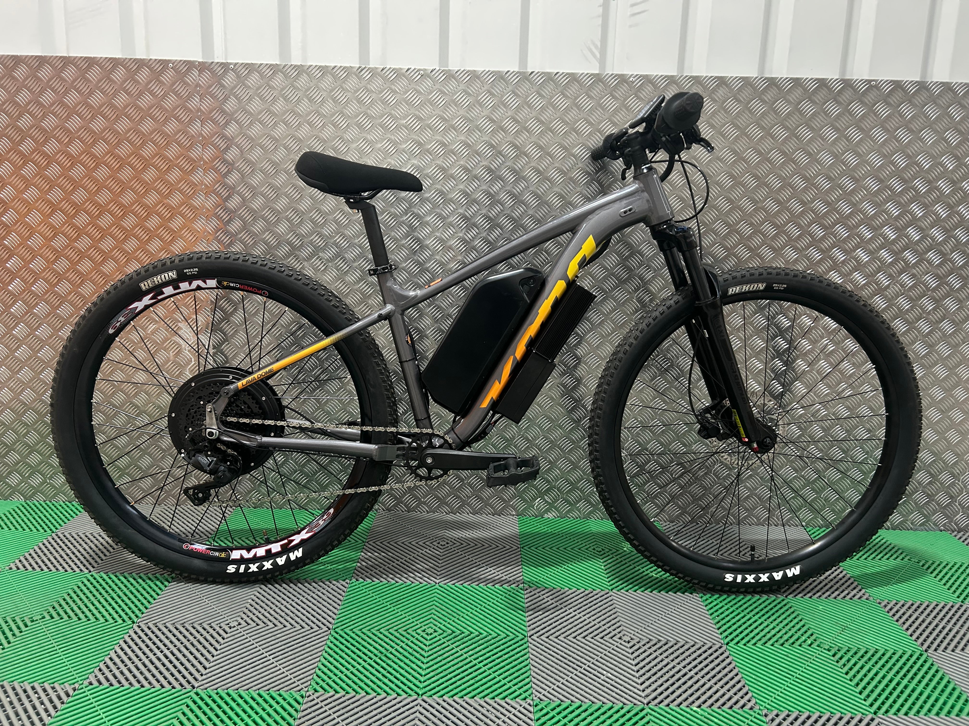 Kona lava dome 2000w 52v electric e bike