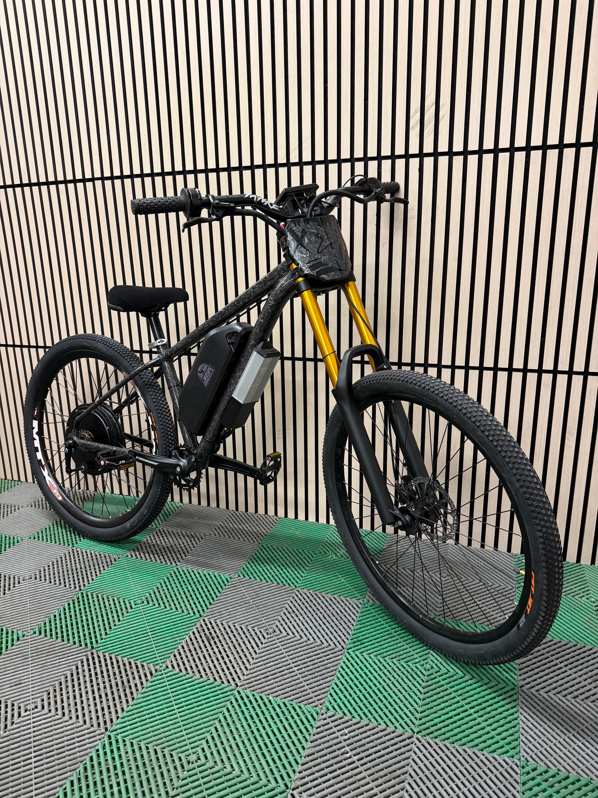 Forged carbon effect 48v 1000w electric e bike
