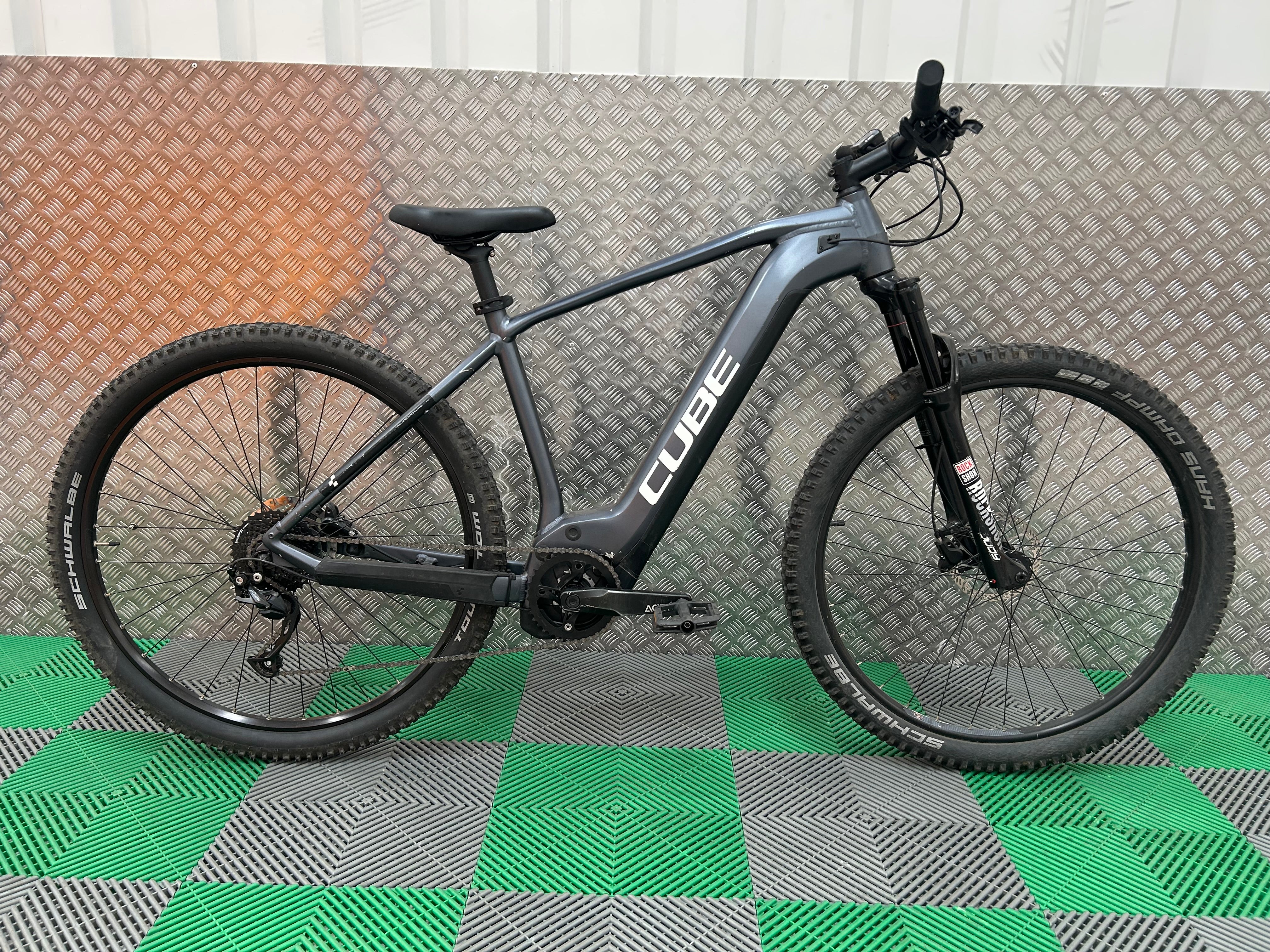 Cube reaction PFM pedal assist Bosch electric mountain bike