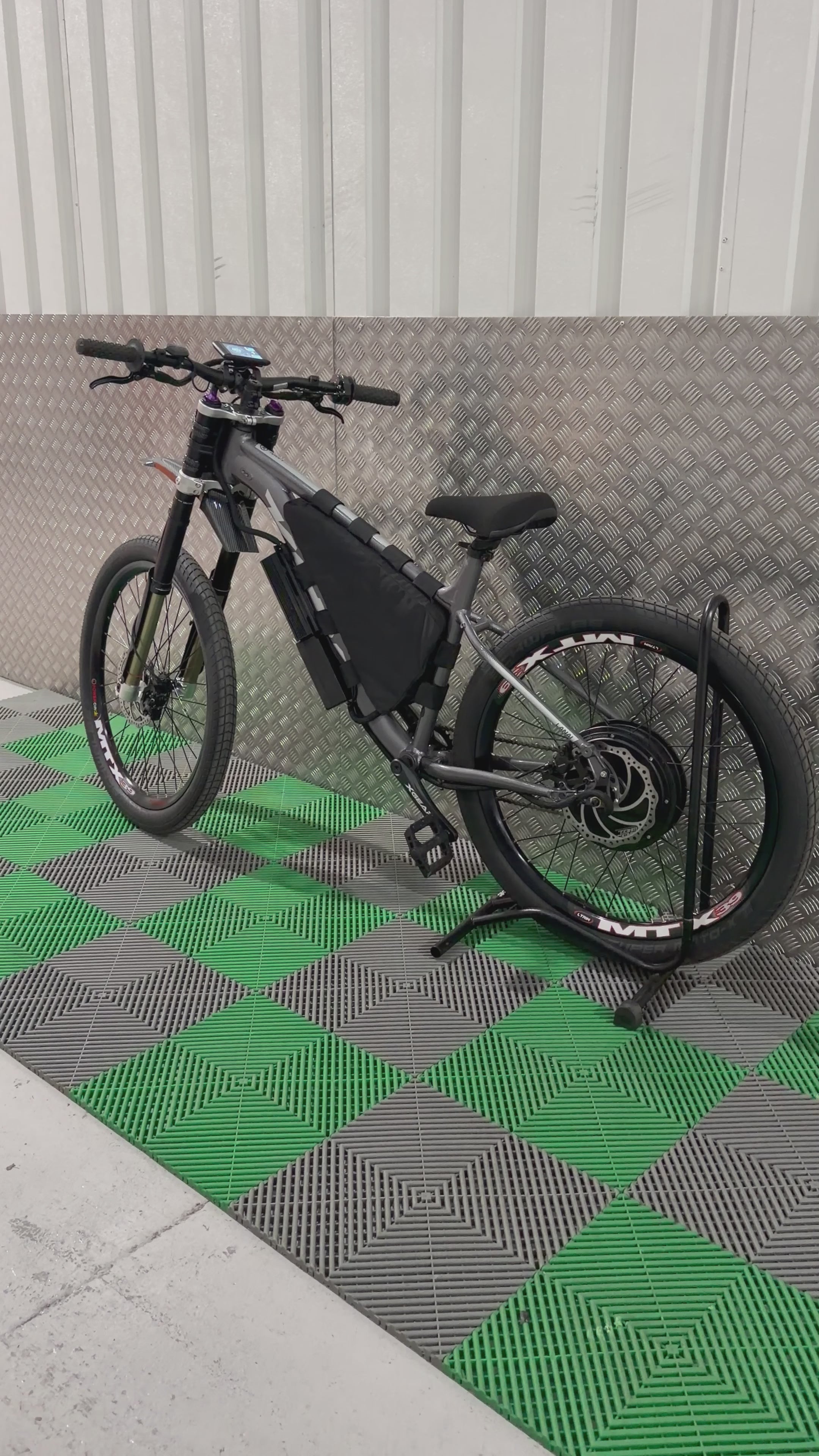 Kona lanai 4.5KW peak 3000w 72v electric e bike